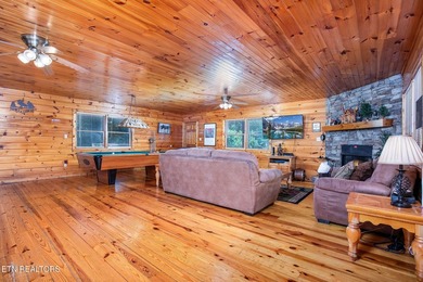 A Spacious Smoky Mountain Lodge with Panoramic Views & Expansive - photo 5