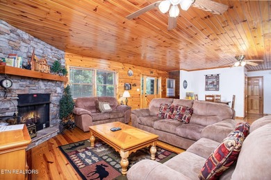 A Spacious Smoky Mountain Lodge with Panoramic Views & Expansive - photo 8
