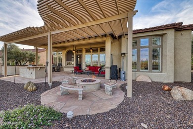 Exquisitely sited, this DISTINCTIVELY BEAUTIFUL LAKE FRONT GOLF - photo 39