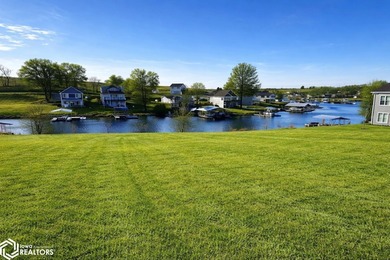 Sun Valley Lake Lot For Sale in Ellston Iowa