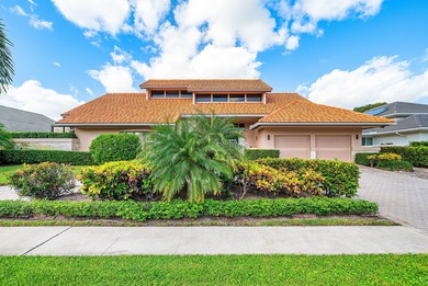 (private lake, pond, creek) Home For Sale in Boca Raton Florida