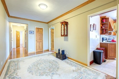 Welcome to the George Washington, a premier building in Forest - photo 12