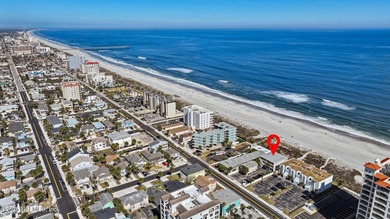 Wake up to breathtaking ocean views in this top-floor, 1-bedroom - photo 22