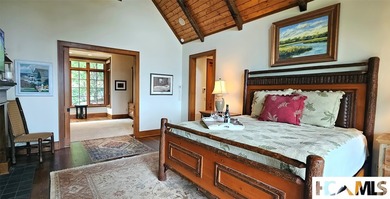 NEW LISTING! Voluminous views and privacy from this LIKE NEW - photo 28