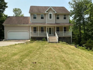 Lake Home For Sale in Byrdstown, Tennessee