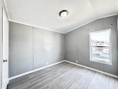 Move-in ready mobile home featuring 3 bedrooms and 2 bathrooms - photo 7