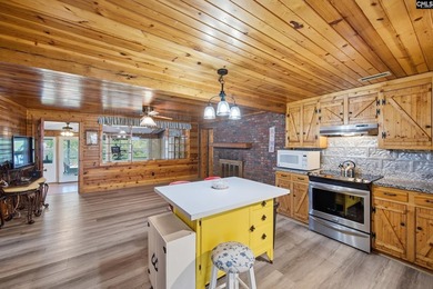 Discover this charming 1982 ranch-style Lake Murray bungalow - photo 10