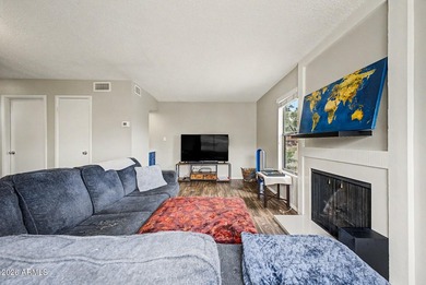 Seize the chance to own this end-unit townhome in Dobson Glen - photo 6