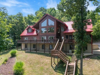 Lake Home For Sale in Big Sandy, Tennessee
