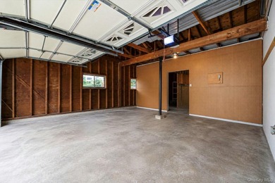 Very Rare Legal Two-Family By CO In The Heart Of West Islip! - photo 27