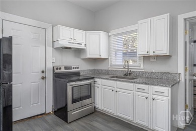 MOTIVATED SELLERS, BRING ALL OFFERS!!! Amazing Opportunity in - photo 9