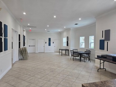 3 bedroom or family 3.5 bath spacious that overlooks the - photo 6