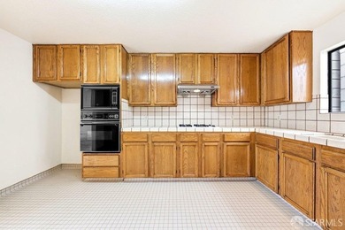 Substantial vacant Richmond District two-family dwelling with - photo 18