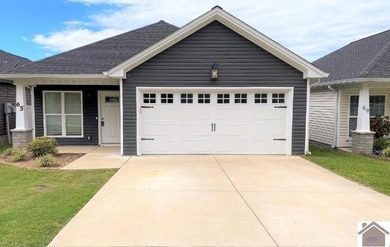 Lake Home For Sale in Cadiz, Kentucky