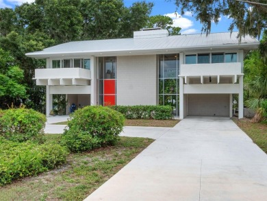 Lake Home Sale Pending in Winter Haven, Florida