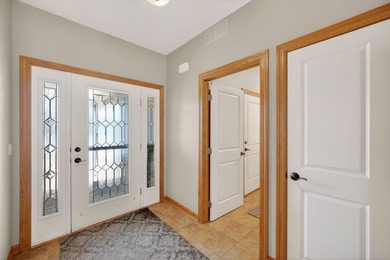 Lake Townhome/Townhouse For Sale in Des Moines, Iowa