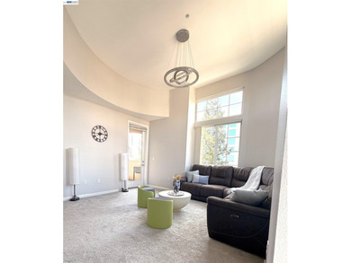 OPEN HOUSE ALERT !! Price Changed !!!! Welcome to #4108, a - photo 2