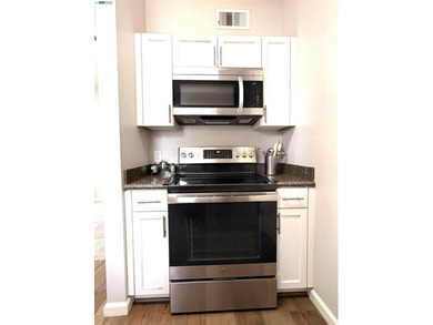 OPEN HOUSE ALERT !! Price Changed !!!! Welcome to #4108, a - photo 5