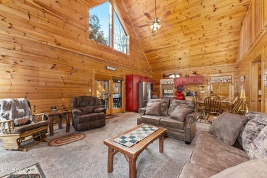 This charming 3-bedroom, 3-bathroom log cabin offers 1,310 sq ft - photo 10