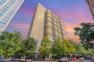 Lake Condo For Sale in Chicago, Illinois
