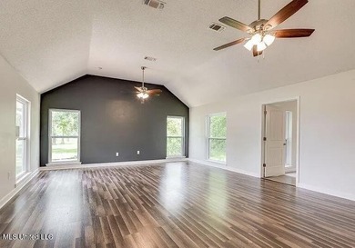 Welcome to 6535 Lakeshore Drive, where comfort and location come - photo 4