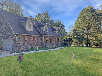Lake Barkley Home For Sale in Dover Tennessee