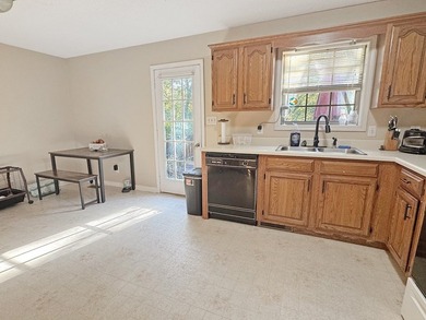 All-Brick Home Offering 3BR/4BA, perfectly situated on 2.59 - photo 8