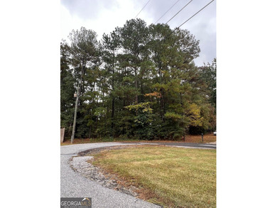 (private lake, pond, creek) Lot Active Under Con in Winder Georgia