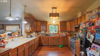 Escape to your own private retreat on 7.18 acres just outside - photo 11