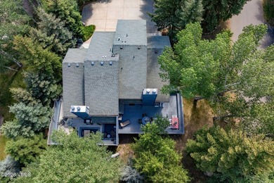 Tucked along one of EagleVail's most coveted streets, this - photo 15