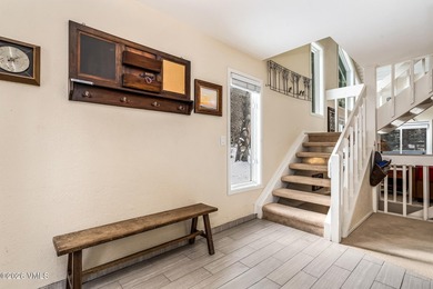 Tucked along one of EagleVail's most coveted streets, this - photo 16
