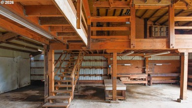 Escape to your own private retreat on 7.18 acres just outside - photo 26