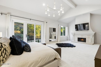 Absolutely striking transitional Mediterranean with a prime - photo 27