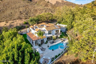 Absolutely striking transitional Mediterranean with a prime - photo 47