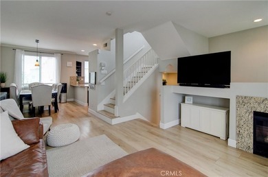 Fantastic purchase opportunity on this beautiful 2-bedroom plus - photo 3