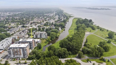 Lake Condo For Sale in Repentigny (Repentigny),