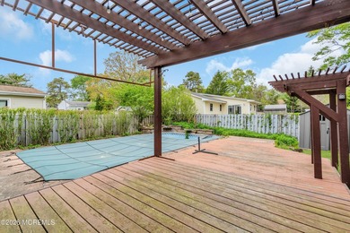 Endless potential in this 4-bedroom, 1.5-bath home offering a - photo 18