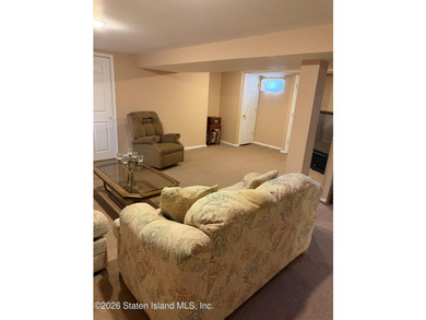 WELCOME TO THIS BEAUTIFUL 3 BEDROOM RAISED RANCH SITUATED ON 40 - photo 21