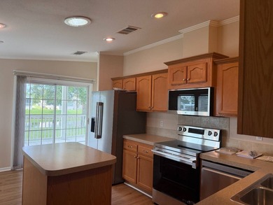2010 Manufactured Home | 2 Bed + Den | 2 Bath | 1,508 Sq. Ft - photo 5