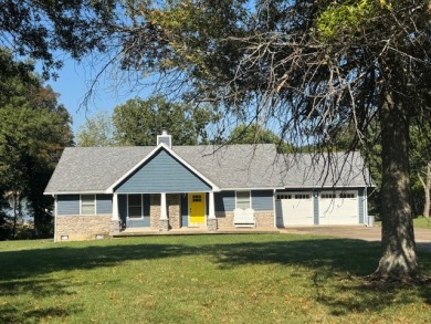 Lake Home For Sale in McDaniels, Kentucky