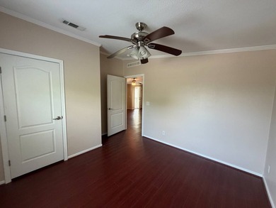 2010 Manufactured Home | 2 Bed + Den | 2 Bath | 1,508 Sq. Ft - photo 10
