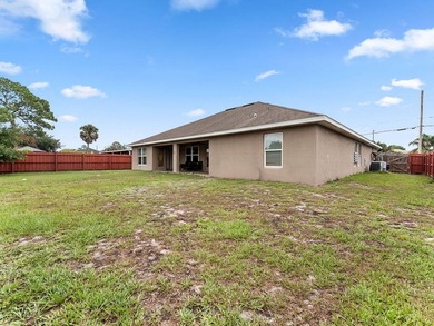 Welcome to this stunning and meticulously maintained 4-bedrm + - photo 8