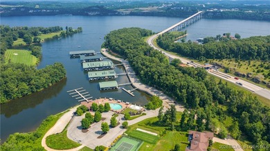 Enjoy the best of both worlds with breathtaking views of the