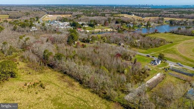 Excellent commercial development opportunity along Racetrack - photo 7