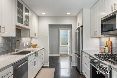 Exceptional opportunity to own in the heart of East Grand - photo 9