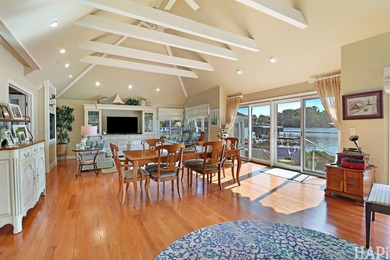 Experience the best of Fox River living in this gorgeous - photo 18