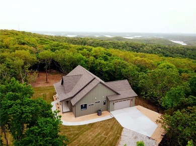 New gorgeous, custom home in Lost Bridge Village! Built in 2026 - photo 42