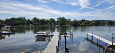 Experience the best of Fox River living in this gorgeous - photo 44