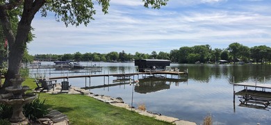 Experience the best of Fox River living in this gorgeous - photo 45