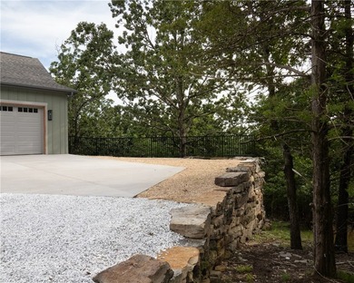 New gorgeous, custom home in Lost Bridge Village! Built in 2026 - photo 49